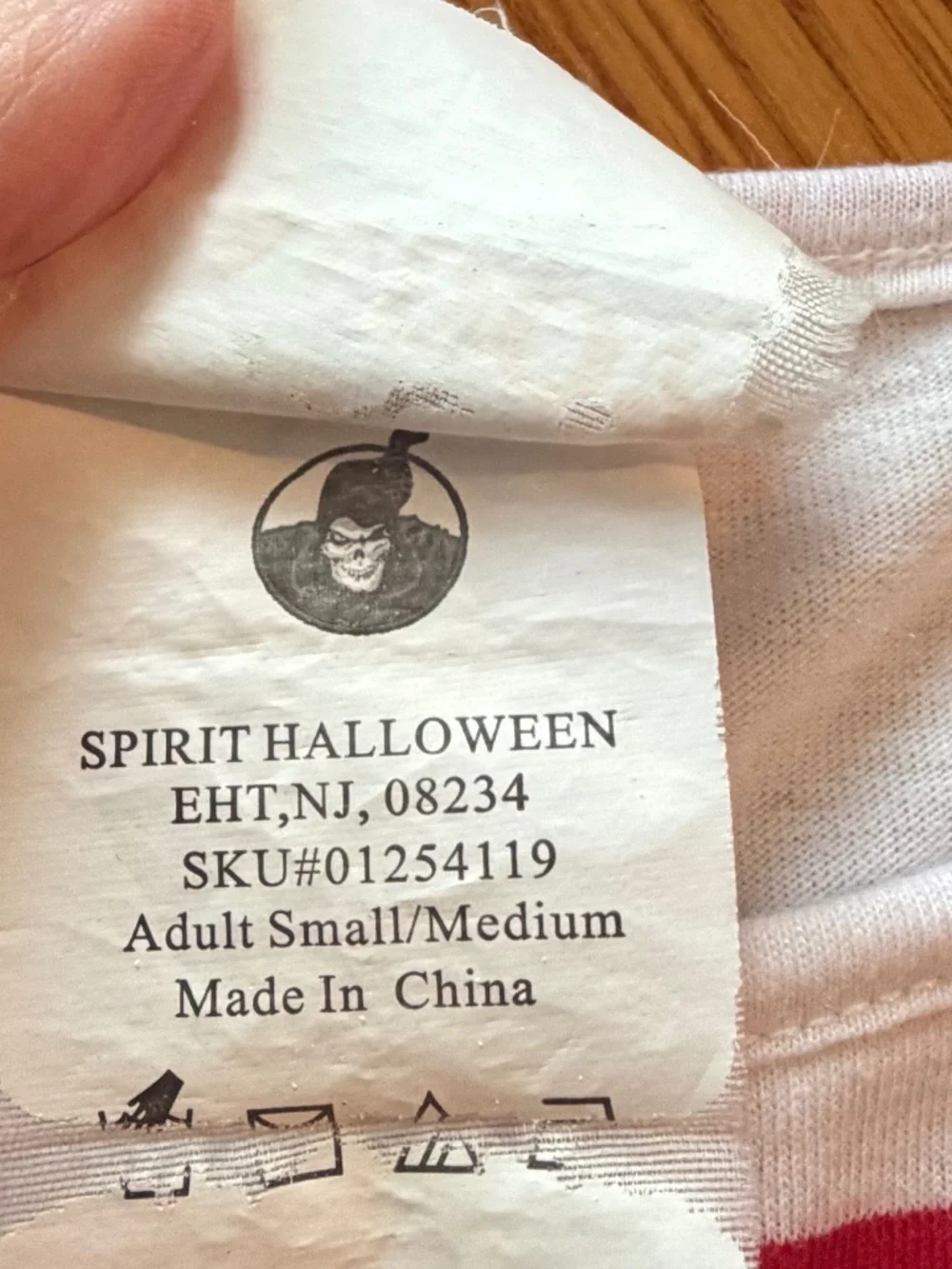 Where's Waldo Halloween Costume -S/M adult Spirit Halloween Brand - Picture 3 of 3